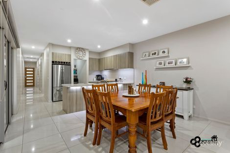 Property photo of 4 Coberley Way Cranbourne North VIC 3977