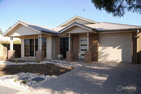 2/2a Norah St, Centenary Heights, QLD 4350