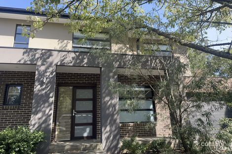 Property photo of 1/32 McComas Grove Burwood VIC 3125
