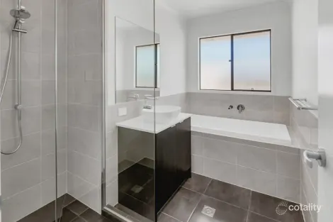 Property photo of 3 Cullen Street Pimpama QLD 4209