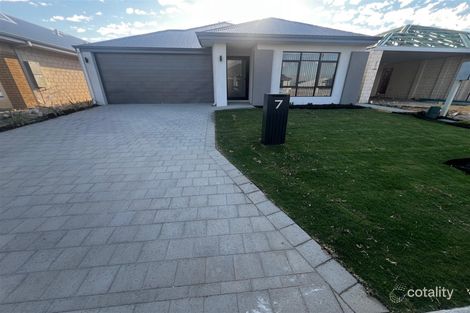 Property photo of 7 Larcom Road Lakelands WA 6180