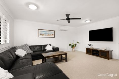 Property photo of 26 Oldfield Place Brookfield QLD 4069