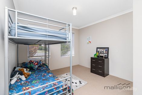 Property photo of 5 Flame Tree Loop Baldivis WA 6171
