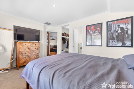 Property photo of 21 Brougham Crescent Orelia WA 6167