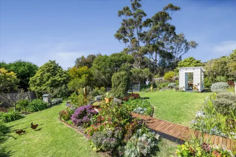 Property photo of 21 Headland Waters Mount Martha VIC 3934