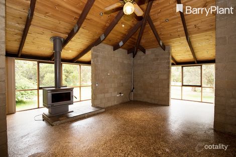 Property photo of 136 Browns Road Cranbourne South VIC 3977