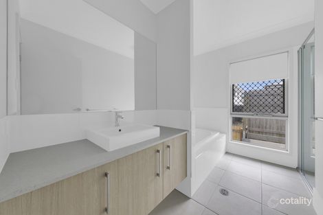 Property photo of 37 Norwich Crescent Pallara QLD 4110