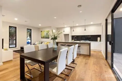 Property photo of 6 Kangaroo Road Murrumbeena VIC 3163