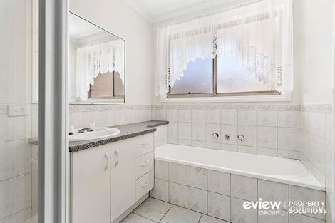 Property photo of 1/134 Dandelion Drive Rowville VIC 3178