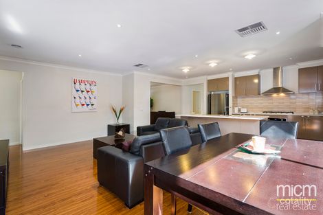 Property photo of 13 Treeleaf Avenue Point Cook VIC 3030
