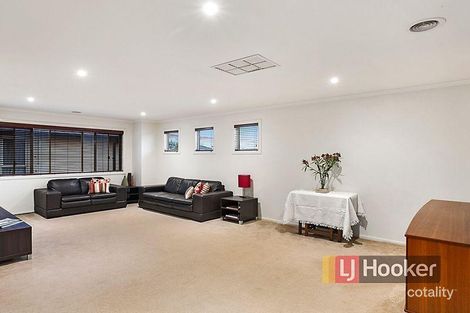 Property photo of 6 Hermitage Place Rowville VIC 3178