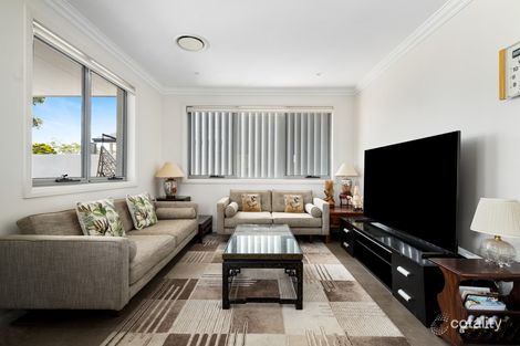 Property photo of 2/49 Killeaton Street St Ives NSW 2075