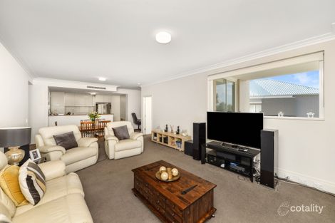 Property photo of 406/15-17 Peninsula Drive Breakfast Point NSW 2137