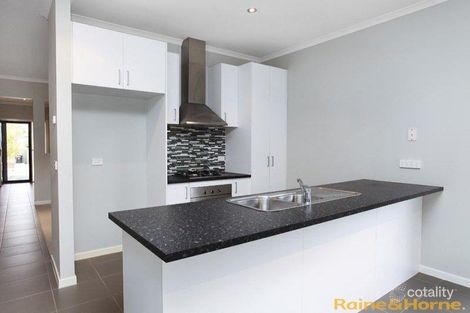 Property photo of 66 Botanical Drive Caroline Springs VIC 3023