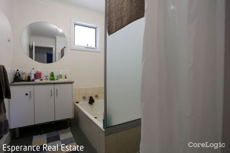 Property photo of 3 Young Place Nulsen WA 6450