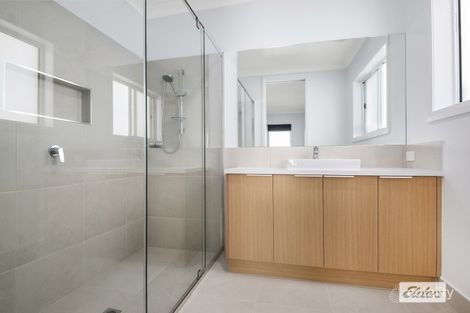 Property photo of 4 Unaipon Street Leneva VIC 3691