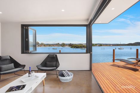 Property photo of 19 Empire Bay Drive Daleys Point NSW 2257