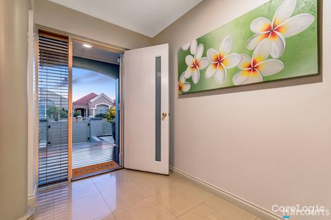 Property photo of 11 Blackfriars Road Joondalup WA 6027