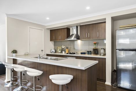 Property photo of 2 Maximus Place Mernda VIC 3754