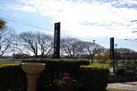 52 Hursley Rd, Newtown, QLD 4350