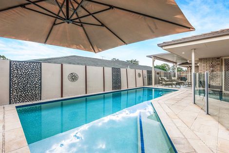 Property photo of 11 Daisy Place Doolandella QLD 4077