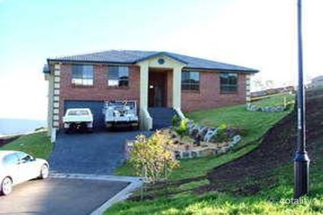 Property photo of 13 Lyrebird Close Blackbutt NSW 2529