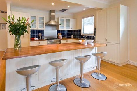 Property photo of 14 Fraser Avenue Edithvale VIC 3196