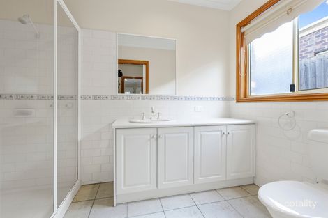 Property photo of 4 Palm Court Hamlyn Heights VIC 3215