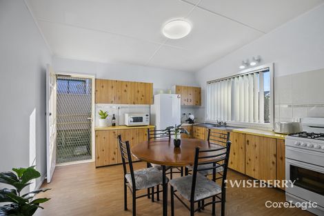 Property photo of 25 Waverley Road Mannering Park NSW 2259