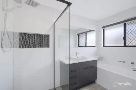 Property photo of 16 McAtee Circuit Woolmar QLD 4515