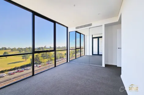 817/32 Civic Way, Rouse Hill, NSW 2155