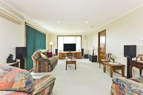 Property photo of 5 Hillview Crescent Macquarie Hills NSW 2285