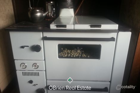 Property photo of 126 Shillinglaw Road Drouin VIC 3818