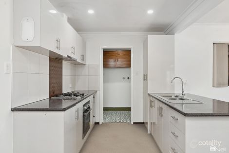 Property photo of 3 Gilbey Court Camillo WA 6111