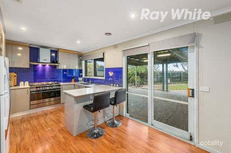 Property photo of 7 Parton Place Craigieburn VIC 3064