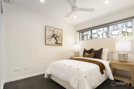 Property photo of 3/31 Brasted Street Taringa QLD 4068