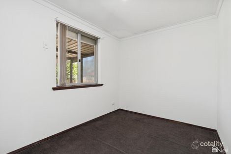 Property photo of 3 Gilbey Court Camillo WA 6111