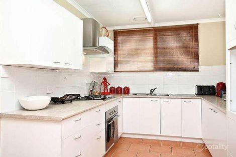 Property photo of 34 Benelong Crescent Seaford VIC 3198