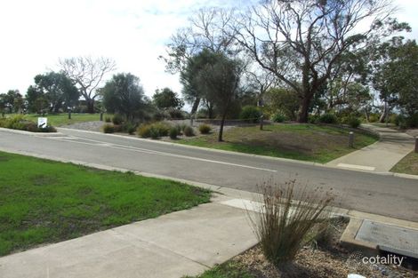 8 Wonga Lane, Cowes, VIC 3922