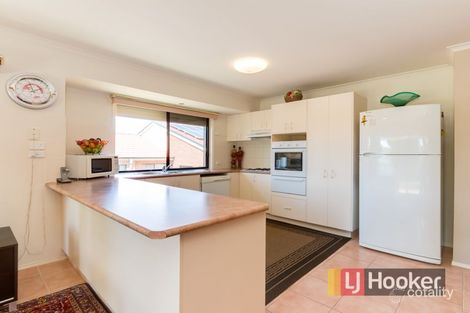Property photo of 9 Sir Harold Close Endeavour Hills VIC 3802