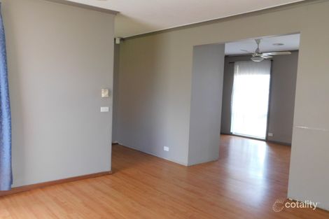 Property photo of 3 Parrakeet Road Werribee VIC 3030