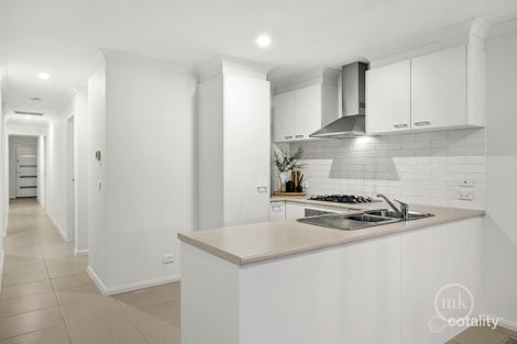 Property photo of 20 The Burchett Wollert VIC 3750