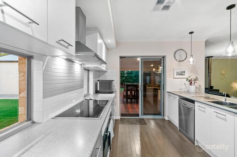 Property photo of 9 Woronora Close Maida Vale WA 6057