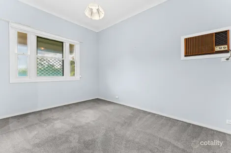 Property photo of 32 Regent Street Cessnock NSW 2325