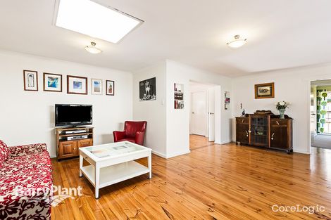 Property photo of 13 Lucas Crescent Seaford VIC 3198