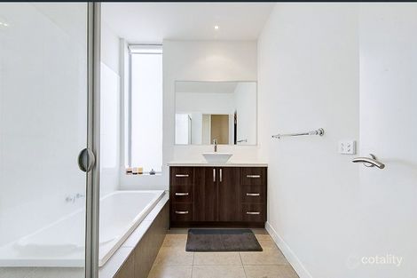Property photo of 3/374 Dandenong Road Caulfield North VIC 3161