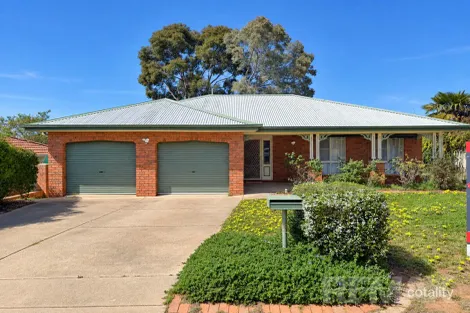 5 Kirrang Ave, Glenfield Park, NSW 2650