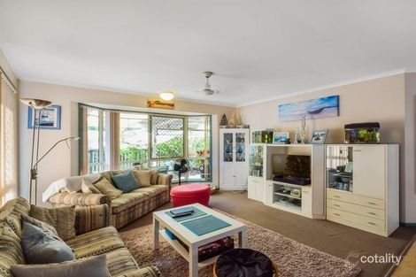 Property photo of 32 Village Way Little Mountain QLD 4551