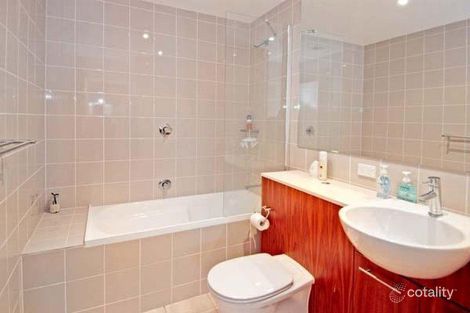 Property photo of 204/2-26 Rider Boulevard Rhodes NSW 2138