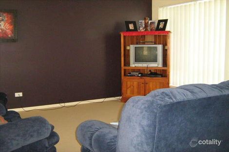 Property photo of 23 Sandhurst Place Brassall QLD 4305